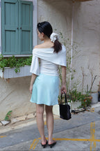 Stylish Off-Shoulder Top斜肩上衣