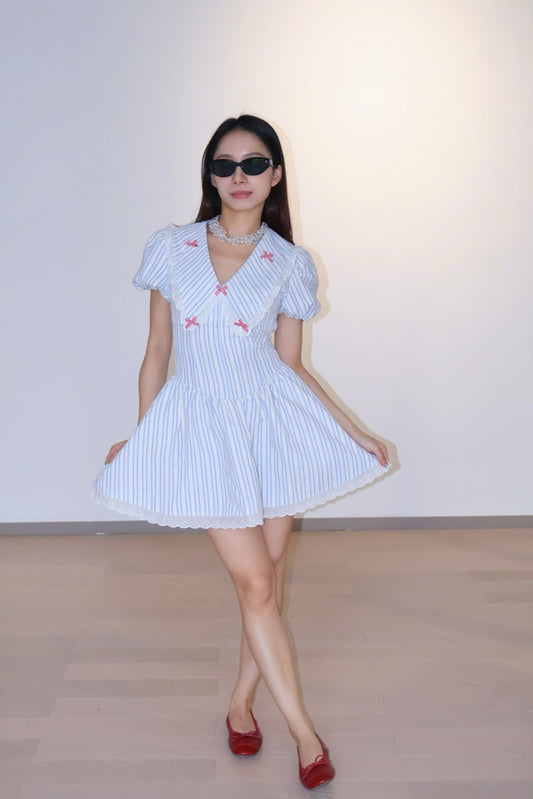 Bow Striped Print Dress蝴蝶结条纹印花连衣裙